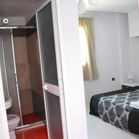 Otel Albion Dıraç