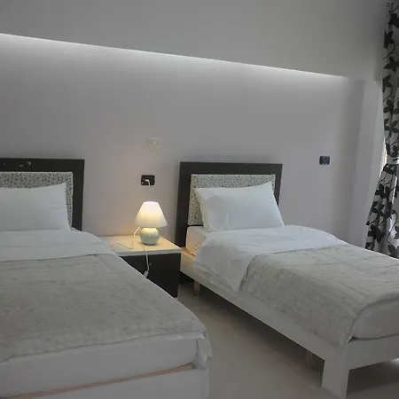 Albion Hotel 3*